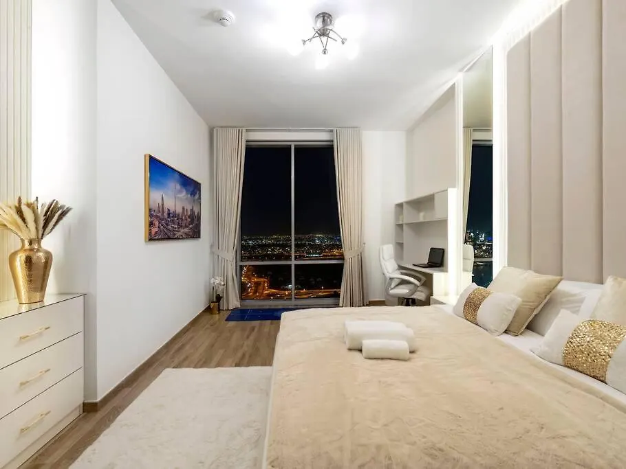Luxury Apt In Business Bay Water Canal View Dubai