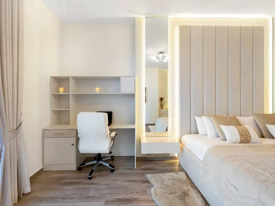 Apartment Luxury Apt In Business Bay Water Canal View Dubai