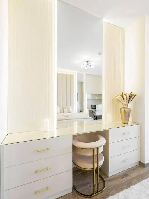 Luxury Apt In Business Bay Water Canal View Dubai 0*,  United Arab Emirates