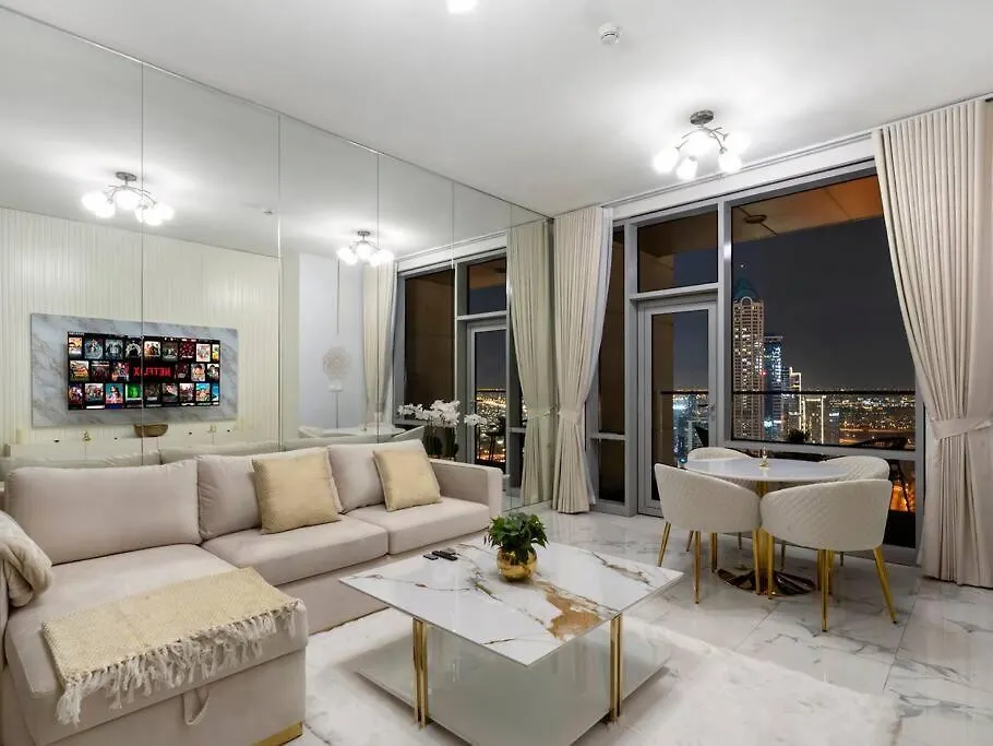 Apartment Luxury Apt In Business Bay Water Canal View Dubai United Arab Emirates