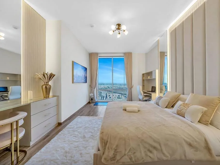 Luxury Apt In Business Bay Water Canal View Dubai Apartment