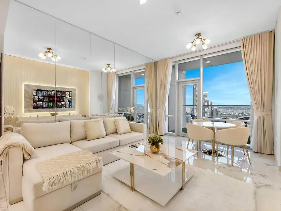 Luxury Apt In Business Bay Water Canal View Dubaj